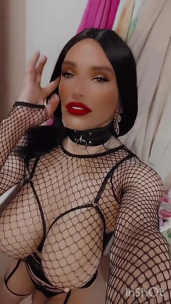 Sissy Slut Brianna: Pon Tu Cabeza En El Regazo De Mamá Y Cállate......