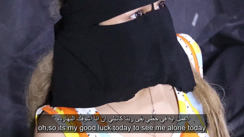 Jyotis Khan: İlk bölüm: Sarah arkadaşını sikiyor