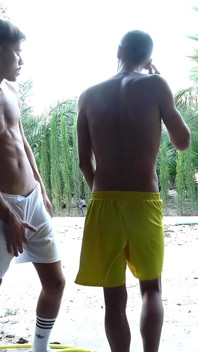 Agf: Sexo com meu amigo de pau grande no parque