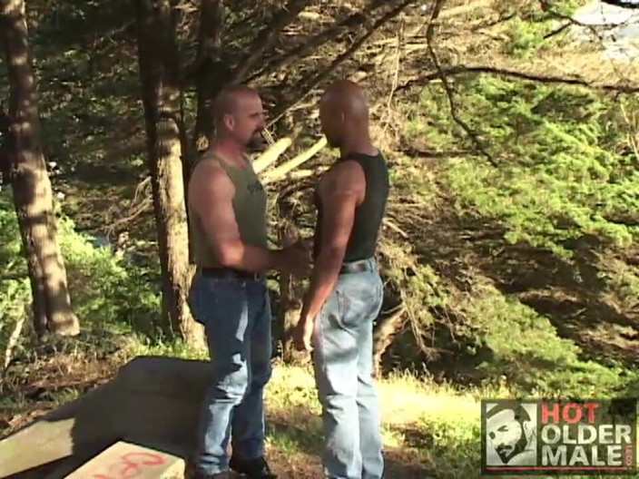 Pantheon men: 爸爸梦到反驳鸡巴明智