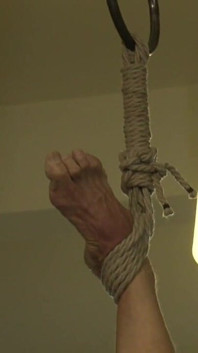 Derek Pain - the Only Competitive Bodybuilder in the World Who Could Handle the One Leg Suspension