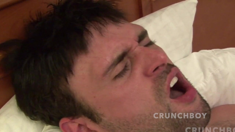 Gaybareback: Von meiner freundin auf wette ohne gummi gefickt