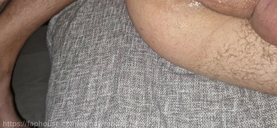 Dinar: Orgie se spermatem v zadku! Šukat bez kondomu! Femboy potěšení s...