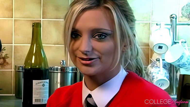 College Uniform: Interviu cu Meklaina