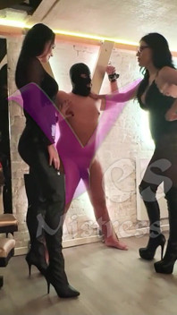 Ze tonen geen genade met de ballen van de slaaf