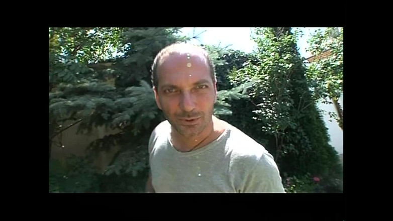 69 Italian District: Rahasia Panas Dari Lalat