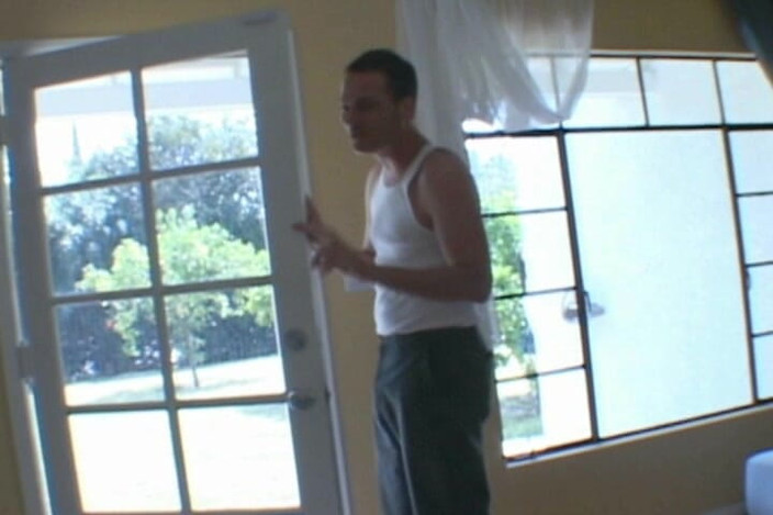 Nikky Thorne's Amateur Teen Casting: Возбужденная юная девушка получает три жестких члена, чтобы поиграть с ними