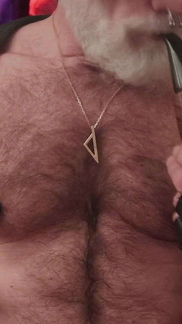Pipedad Is a Nipple Pig (Muscles Cigar FFPig)