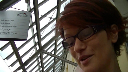 Popp Sylvie: Shopping mall fuck