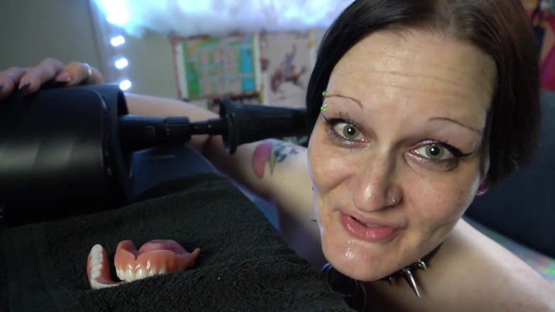 GothBunny6669: Goth Slut Takes Teeth Out for Sloppy Face Fuck by...