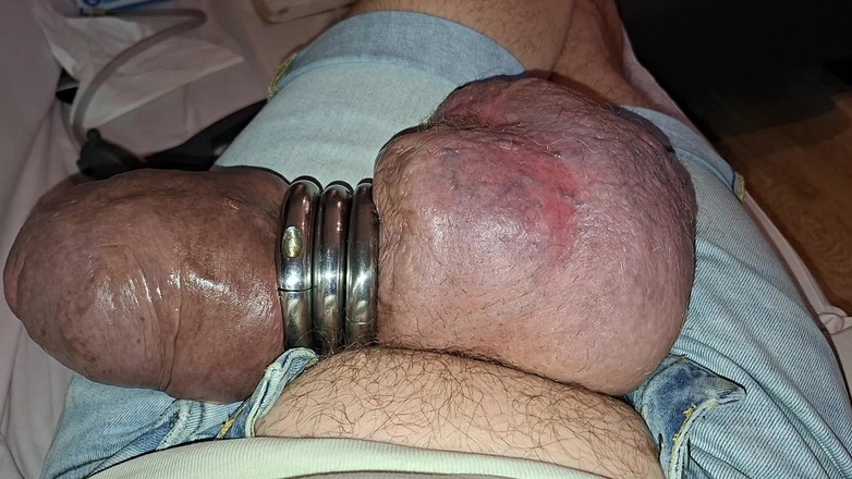 Monster_Meat_: Голе чудовисько
