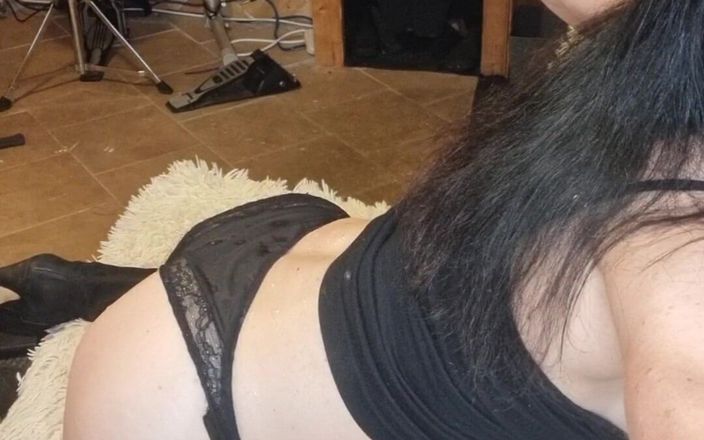 Demelza: Žhavý sex - šukání robertkem, kouření, zezadu a stříkání