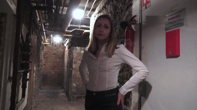Rick Angel: Anal w brudnej piwnicy dla francuskiej mamuśki Alice