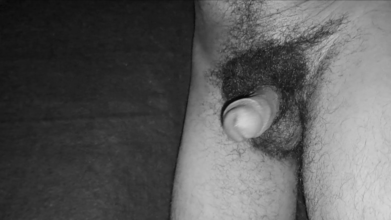 Desi_Porn_India: Giovane ragazzo si masturba in un enorme video di sborrata.