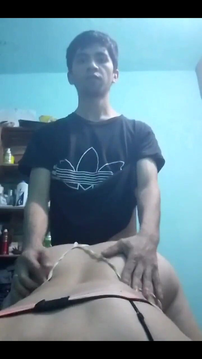 Fitcure1: 우리는 휴대 전화로 전면에서 촬영