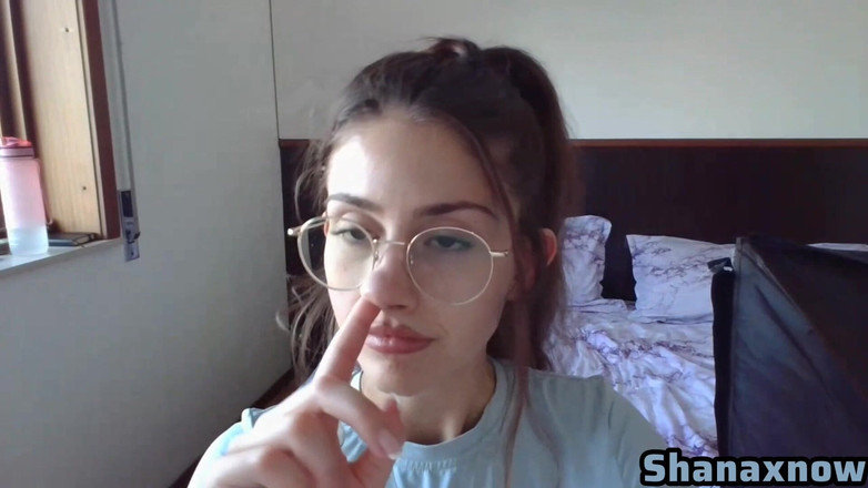 Shanaxnow: Shanaxnow - Fetiș nas care mănâncă țâțe de presă gemete