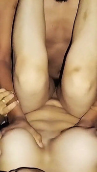 Desi indyjski Bhabhi Jenifer baby, zadzwonił do mnie sam w swoim pokoju i ostro się pieprzył