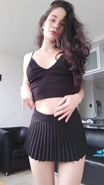 Natti natti: Podívej, jak hýbám svým tělem tak sexy