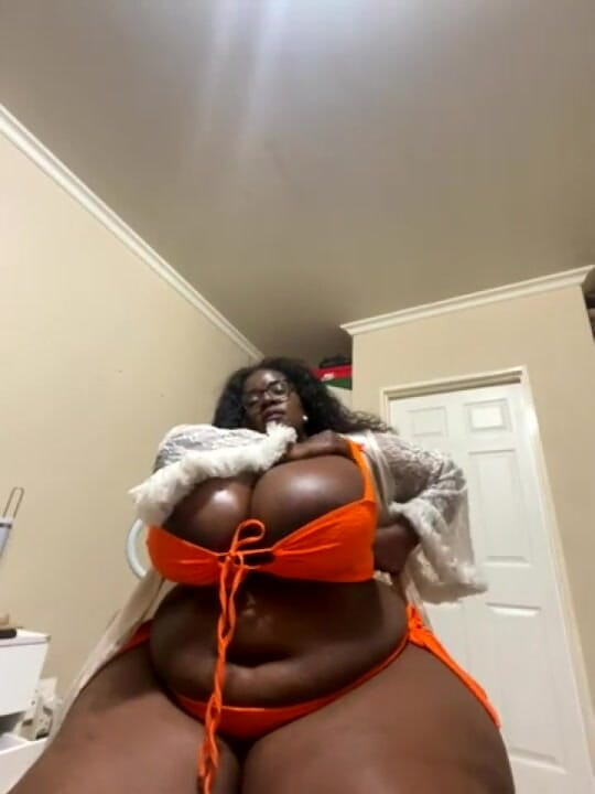 Legendary Booty Overdose: Ébano bbw striptease &amp;ass worship