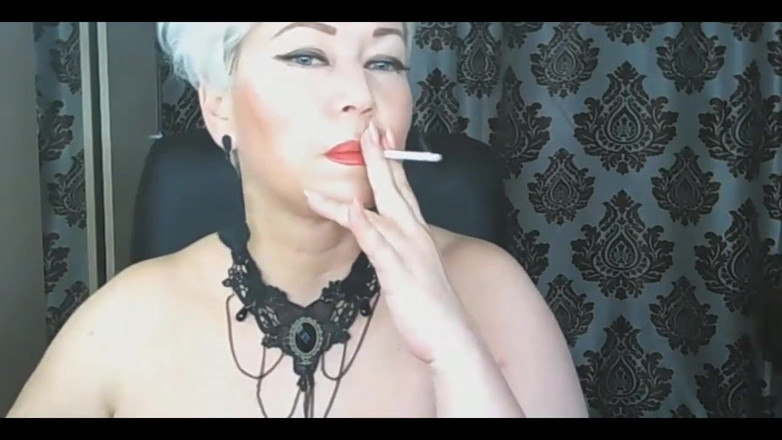 AimeeParadise: Indiskrétní tance zralé zkušené Rusky