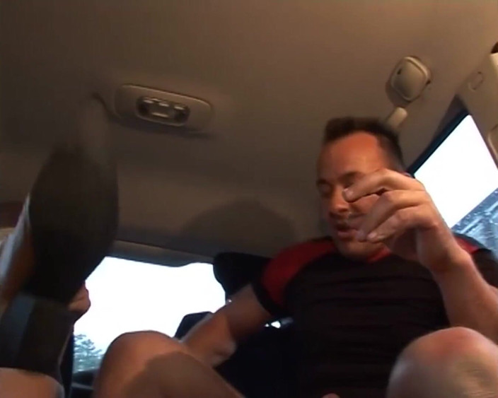 Mature Climax - 100% Mature Videos: Une super gilf blonde se fait baiser dans la voiture