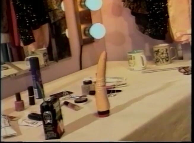 Vintage Usa: Lesbiche vintage trio dildo party