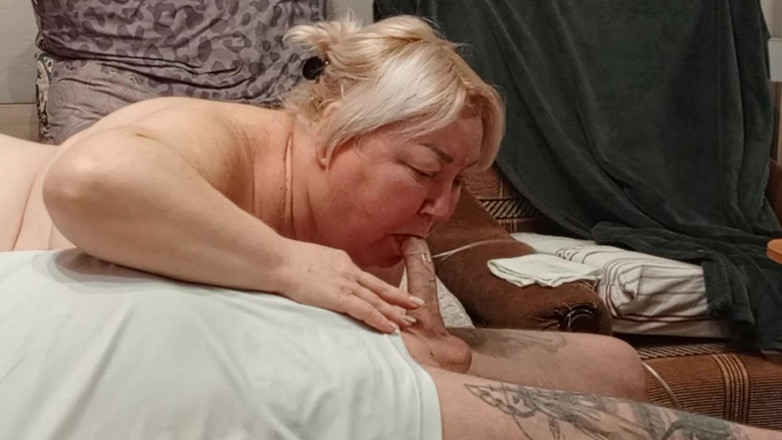 Zona901: Nachbarin liebt es, schwanz in den hals zu nehmen und...