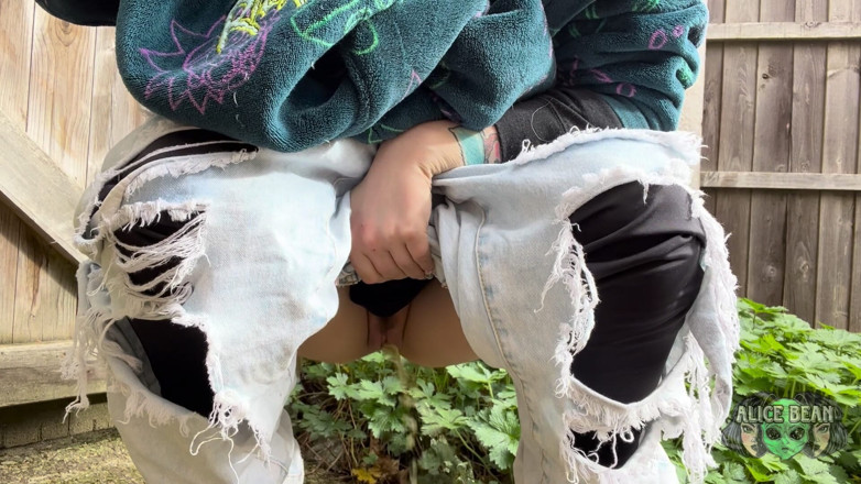 Alice Bean: Un'altra compilation di pisciate