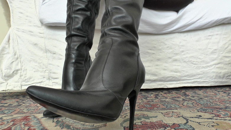 Lady Victoria Valente: Cum on My Leather Boots and Then You'll Go to...