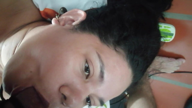 Valkyrie and Luigy Couple: Moje děvka přítelkyně miluje sát moje koule