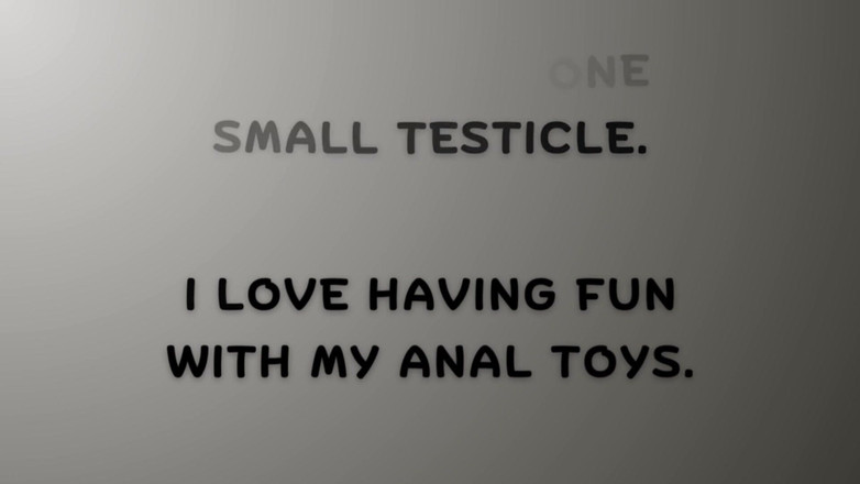 O1ST: Мужчина с бритым телом развлекается со своими игрушками