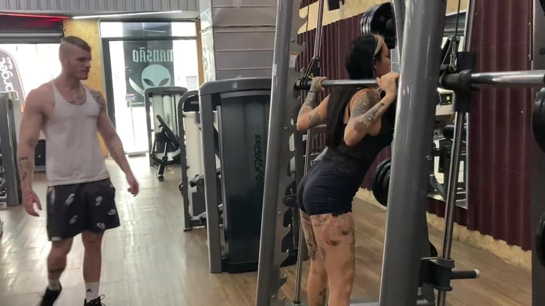 Carmona's films: Ho scopato la ragazza tatuata calda della palestra
