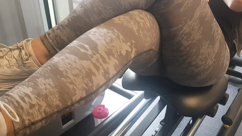 MisS Angel: Как натренировать сексуальные ноги.