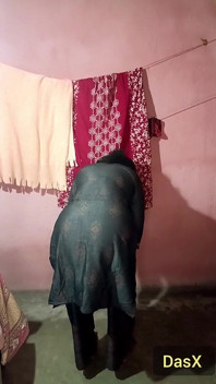 Sari-Fallende solo Sfw