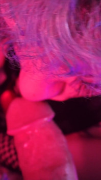 Amateur Gets Handcuffed and Face Fucked