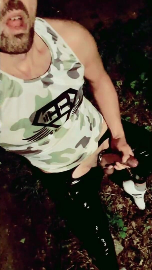 Slutboyben: Slutboyben cam4 sexy latex-schlampe öffentlich bloßgestellt