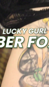 Şanslı kız Amber Foxxx - büyük memeli sürtük evli kadın büyük zenci yarağı tarafından sikiliyor