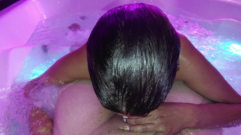 AngyAmazon: Nach dem abspritzen blowjob und trauen ihn, keine latte zu...