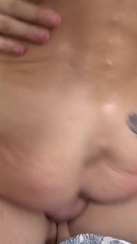 La MILF Magra Nina Blond Torna a Casa Con Uno Sconosciuto E Viene Scopata