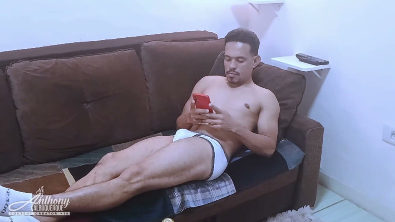 anthony albuqurque: A Hot Young Guy Hit Me up on the Hookup...