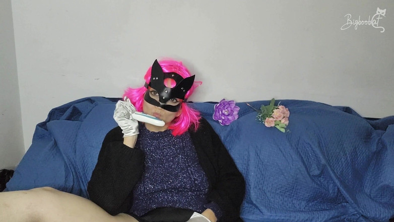 BigBoobCat: 내 큰 자연의 젖탱이와 유혹하는 보지 마스크로 날 봐줘