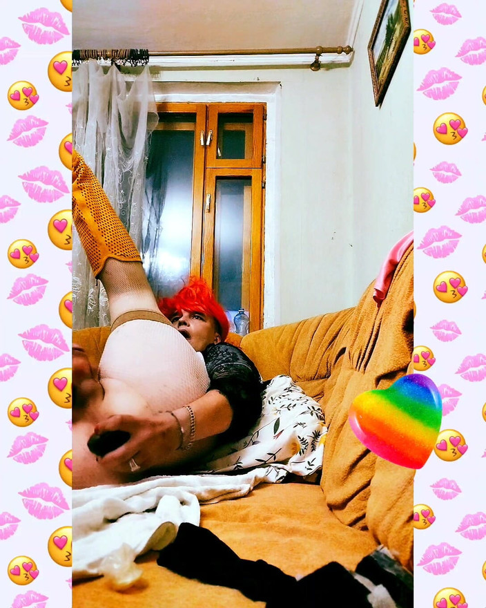 Djini: Djini chơi với cu giả