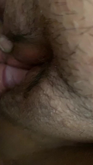 B0mbTac0: La moglie bbw amatoriale scopa mentre usa il giocattolo