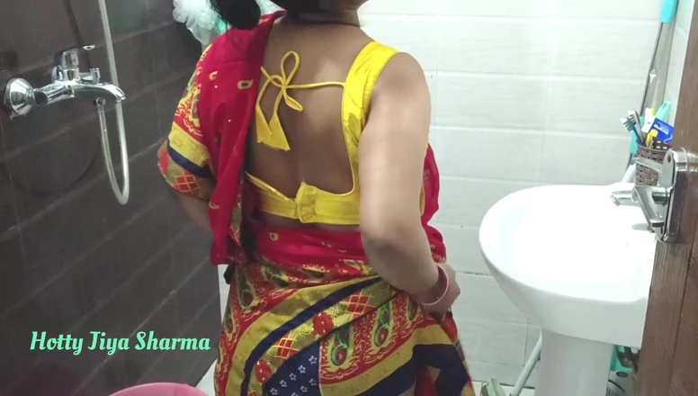 Desi Club House: Ibu tiri Desi India panas!