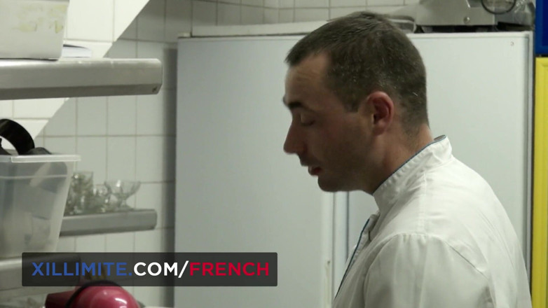 French girls at work: Anna polina के साथ किचन में गांड चुदाई