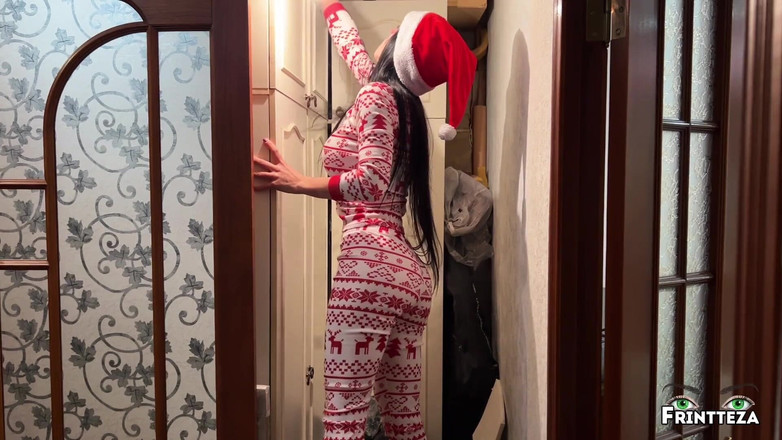 Frintteza: Navidad sola con madrastra parte 1 Busca Decoraciones para el Árbol de...