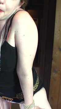 Petite Teasing