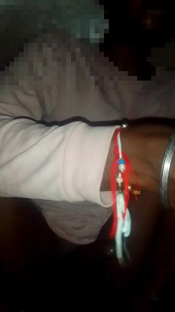 Aashiq: Desi Ladka Holení koupelna indická