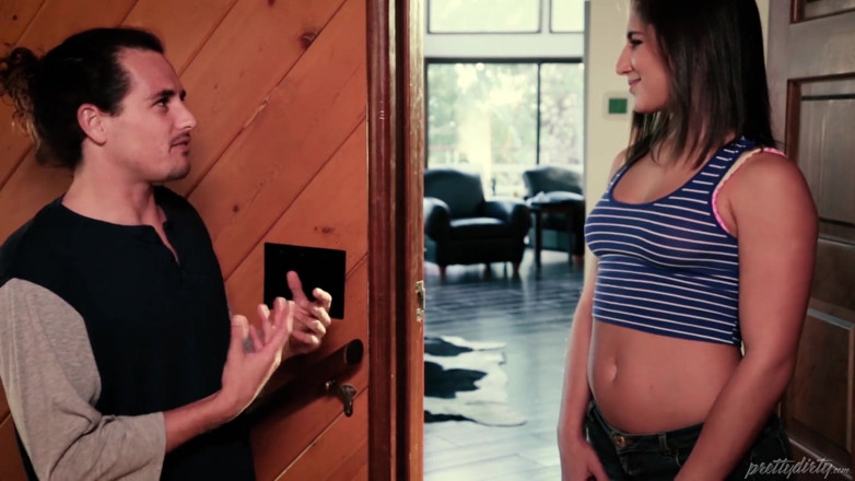 Pretty Dirty: Abella Danger ริเริ่มเย็ด 3 คนกับพี่ชายบุญธรรมใหม่และเพื่อนมหาลัย