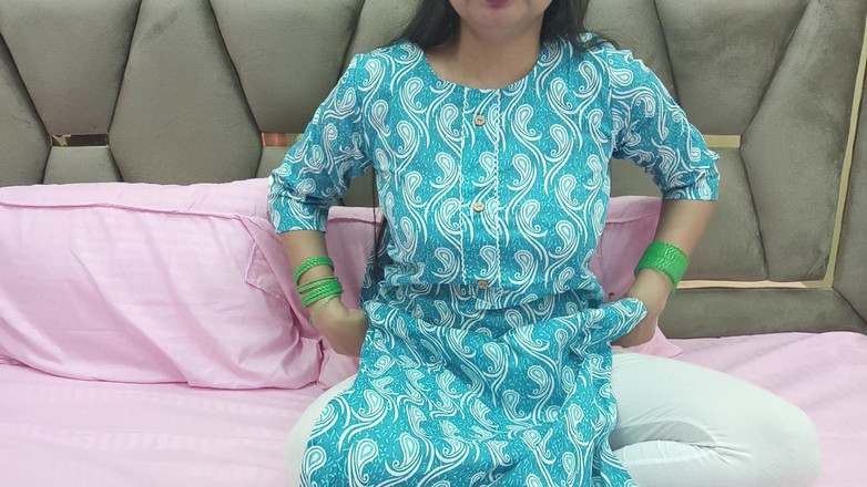 Saarabhabhi6: Tam Video: Devar Bhabhi Flört Bhabhi Hintçe Sesli Sırasında Devar'a...